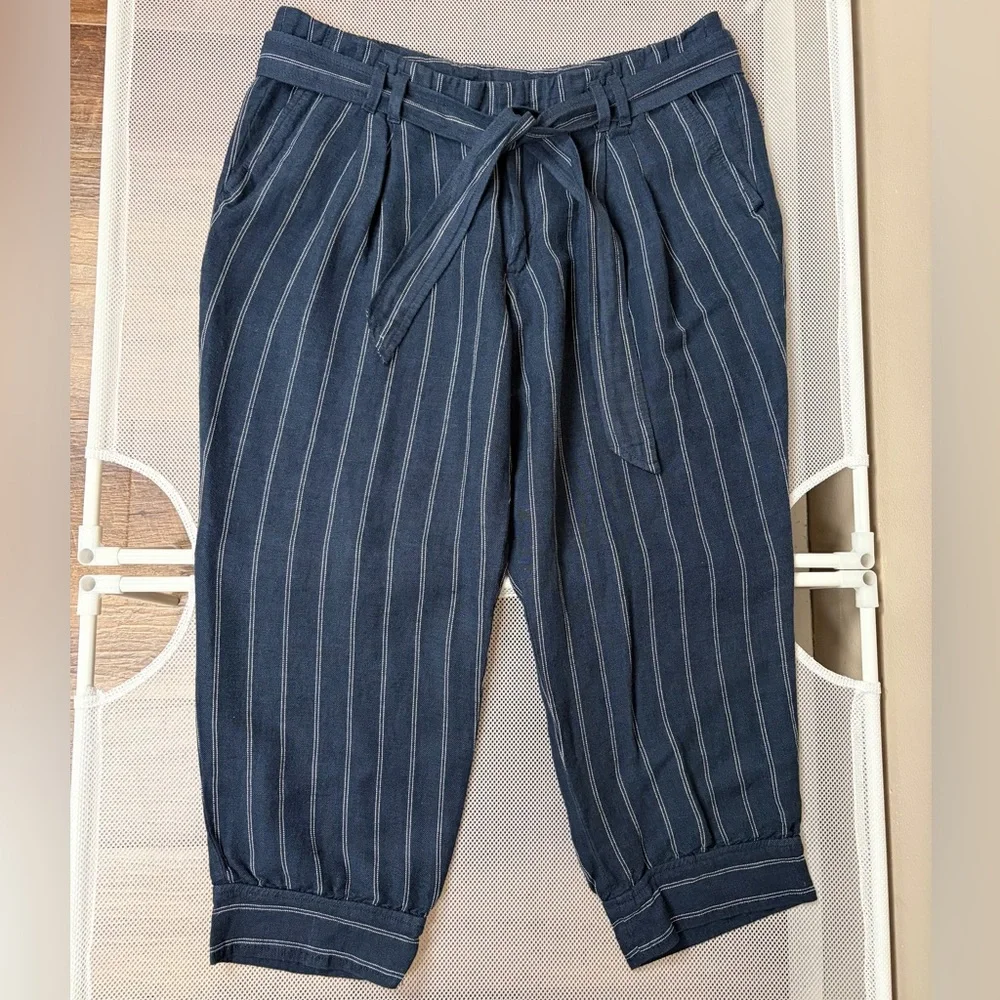 Banana Republic Avery Linen Cotton Striped Pants Navy Blue Tie Waist Crop 12 EUC